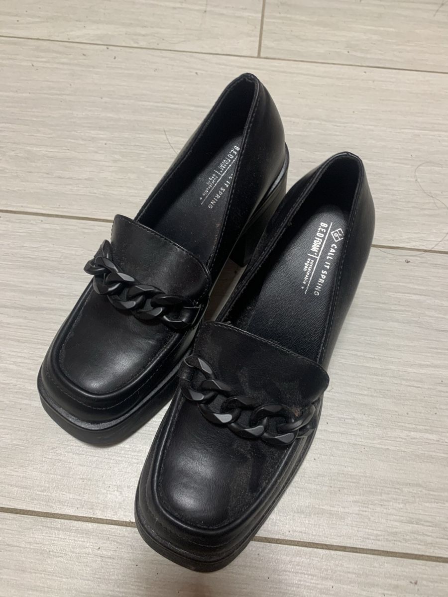 Damenschuhe: Loafers with chains Size 36.5/37 – Gebraucht aus Genthod von Lou_Jin