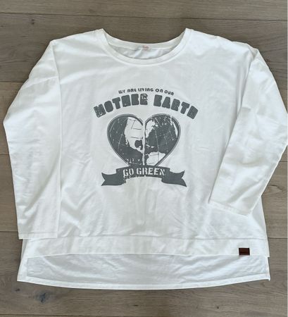 Langarmiges Shirt von Heart Kiss, Gr. XL, neuwertig