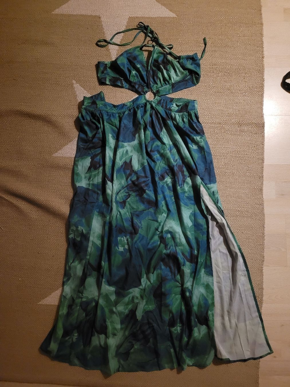 Vestiti: Kleid gr. M – Usato da Inwil venduto da Flower2325