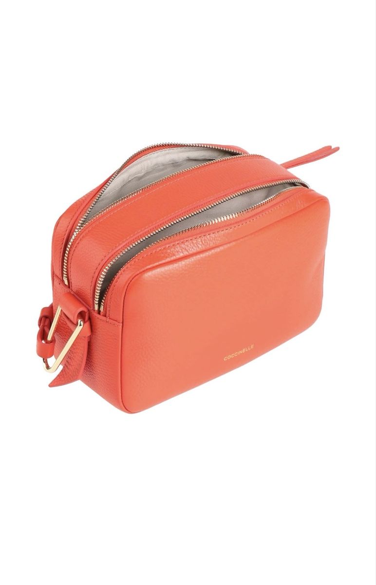 Coccinelle Taschen für Damen: New COCCINELLE Malory bag – Neu und originalverpackt aus Zug von Nat.yushkevich 8
