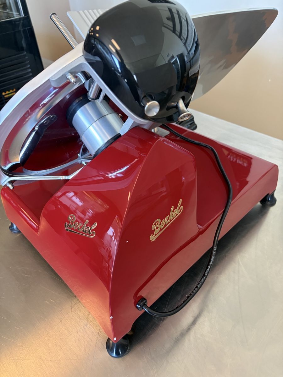 Berkel Küchengeräte: Aufschnittmaschine Berkel Red Line 300 – Gebraucht aus Widnau von Flofi85 1