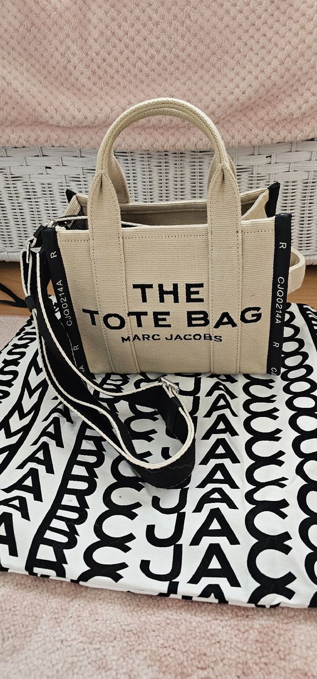 Marc Jacobs Borse: Marc Jacobs – Usato da Uerikon venduto da snoopy104