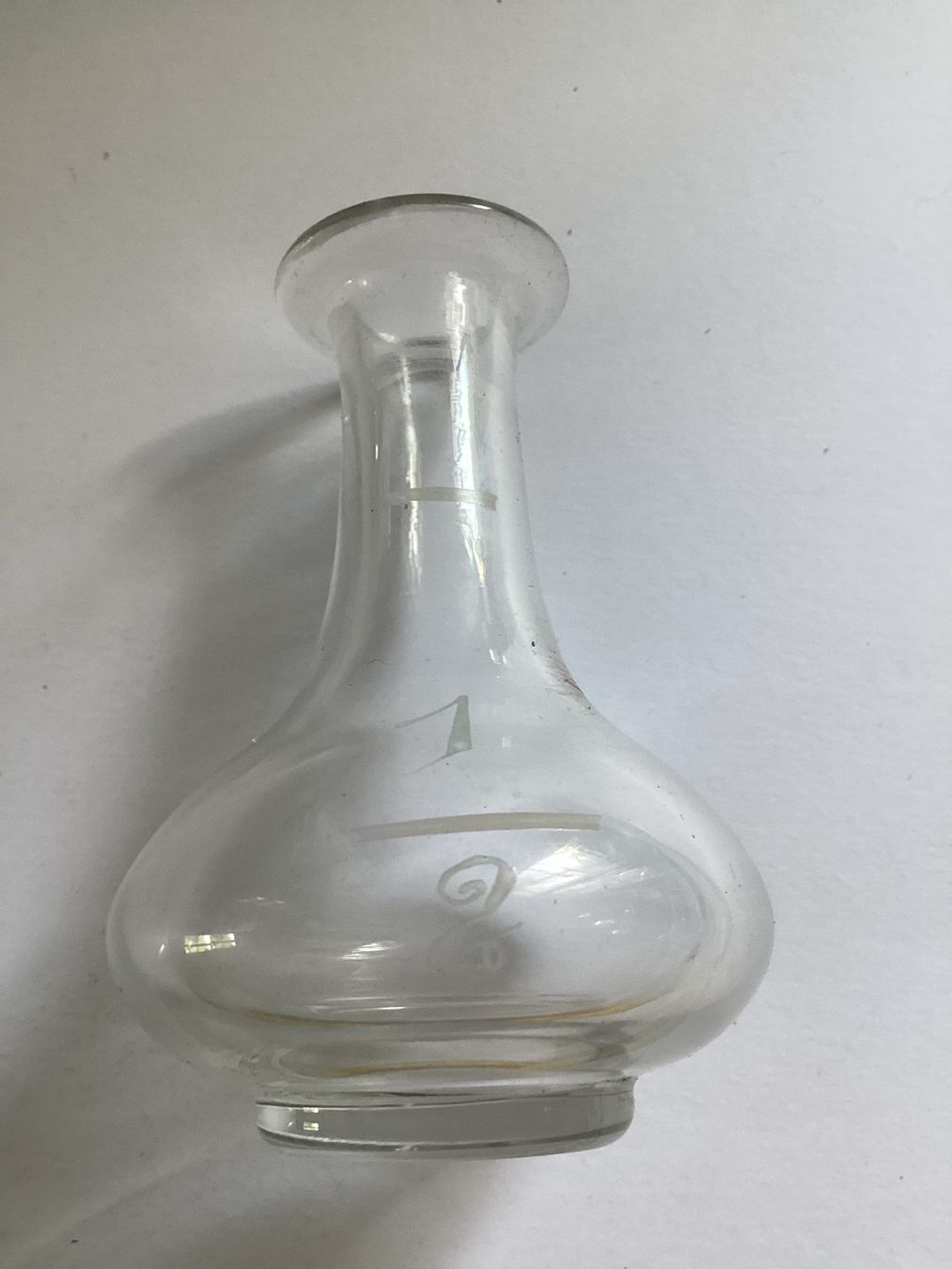 Caraffe: Antike kleine Karaffe mit Mengen Angaben – Usato da Eglisau venduto da mar_5rn2 5