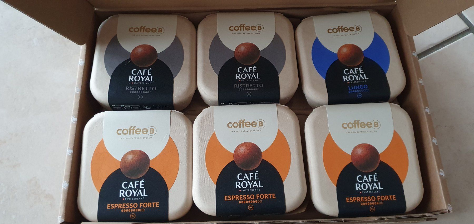 Macchine per caffè & Macchine per espresso: Machine à café Coffee B white avec capsules – Nuovo e nell'imballaggio originale da Moutier venduto da mai_pq7w 8