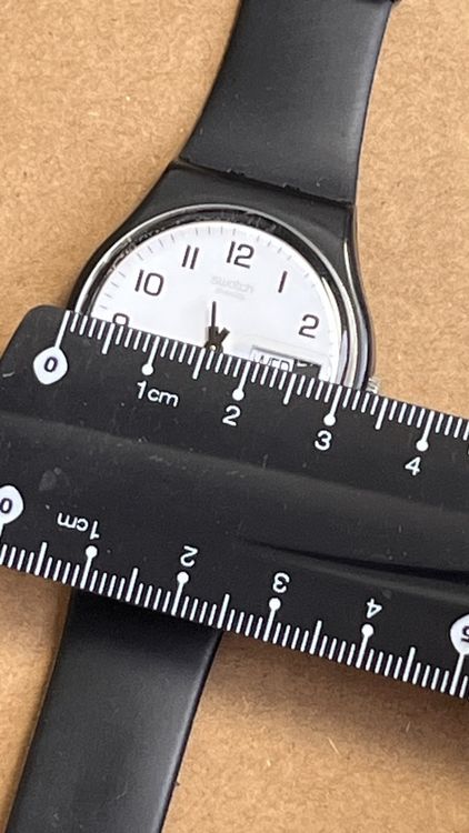 Swatch Orologi: Schlichte Swatch Gent Uhr, Schwarz – Usato da Grenchen venduto da chththl 2