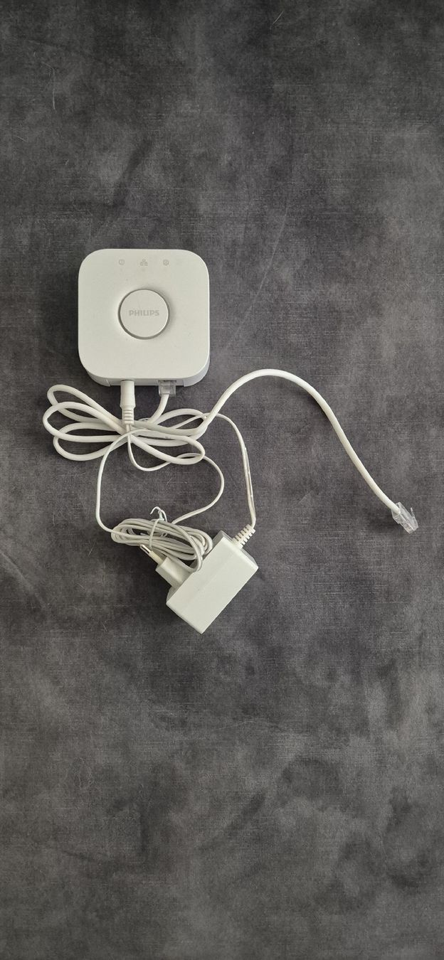 Philips Hub & Switch: Philips Hue Bridge – Usato da Reinach BL venduto da 4fa_bct7 1
