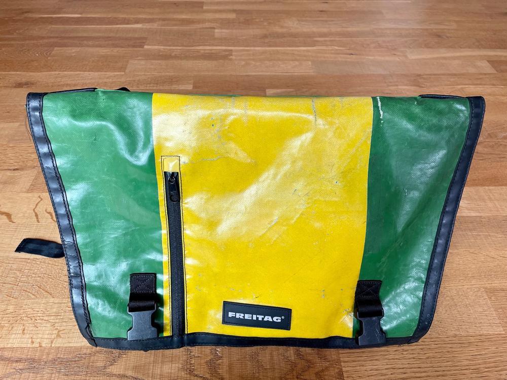 Freitag Tasche F18 Rex (Grün & Gelb) | Kaufen auf Ricardo