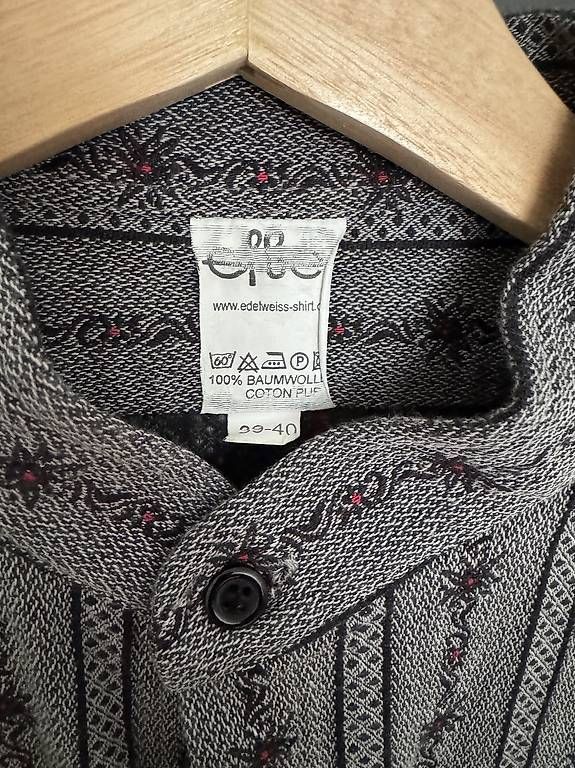 Camicie: Edelweisshemd Efbe Anthrazit 39/40 – Usato da Aarau venduto da Slaxx 1