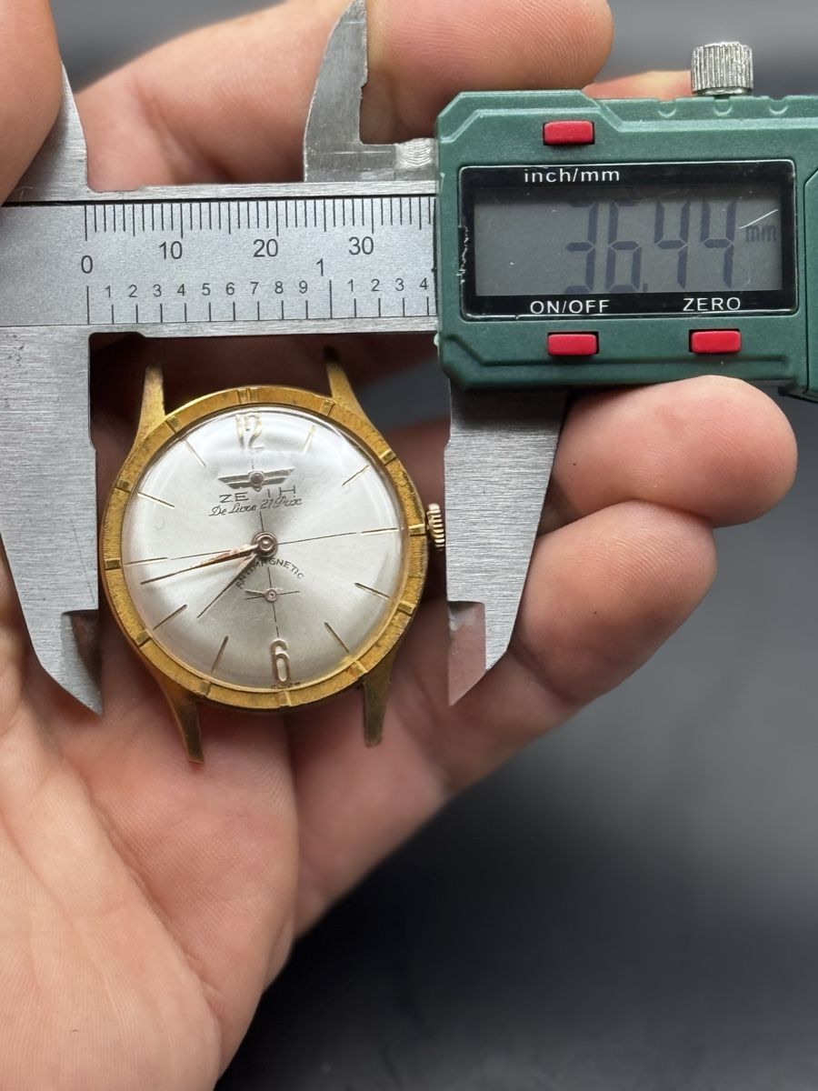 Orologi: ZEİH Handaufzugsuhr – Usato da Hunzenschwil venduto da tas_9hcj