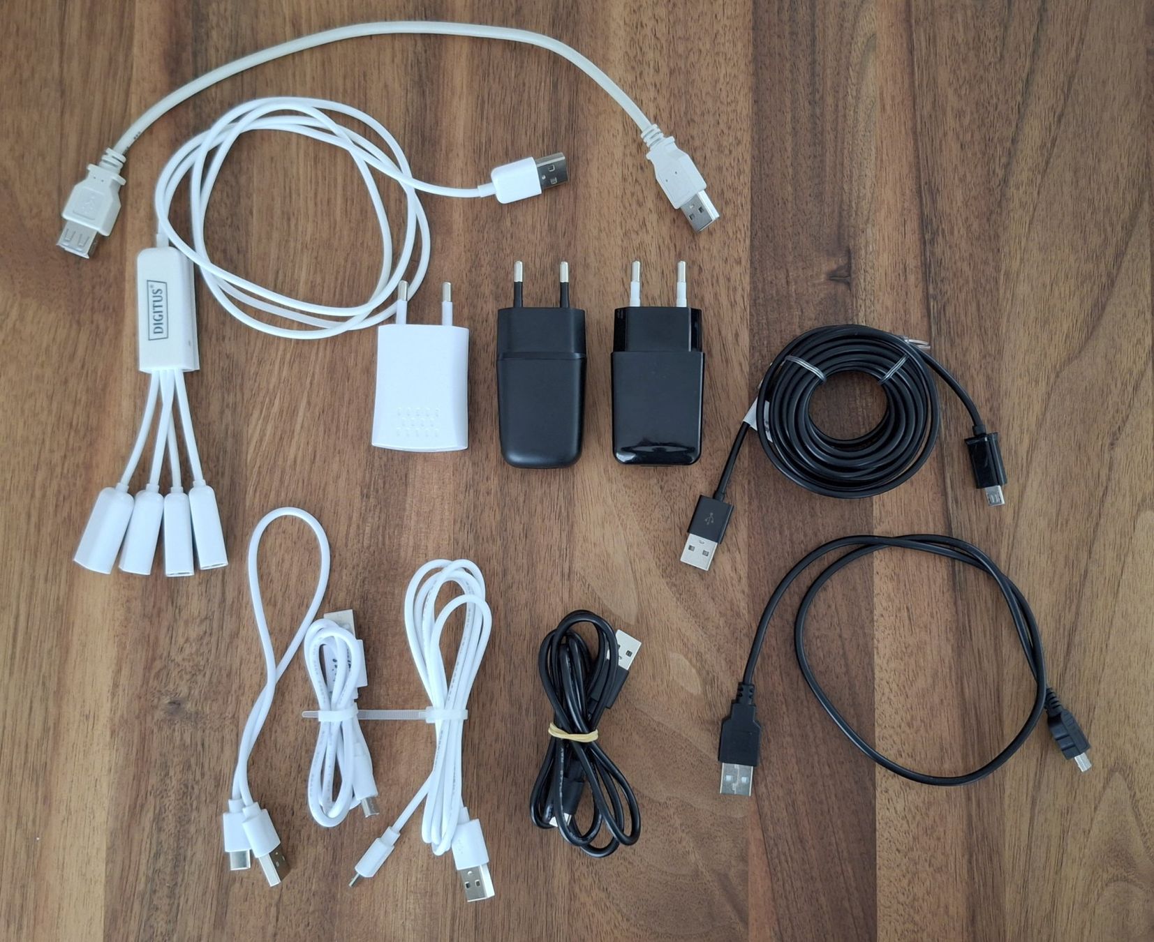 Cavi: USB Kabel und Netzgeräte – Usato da Kreuzlingen venduto da Yamaneko 1