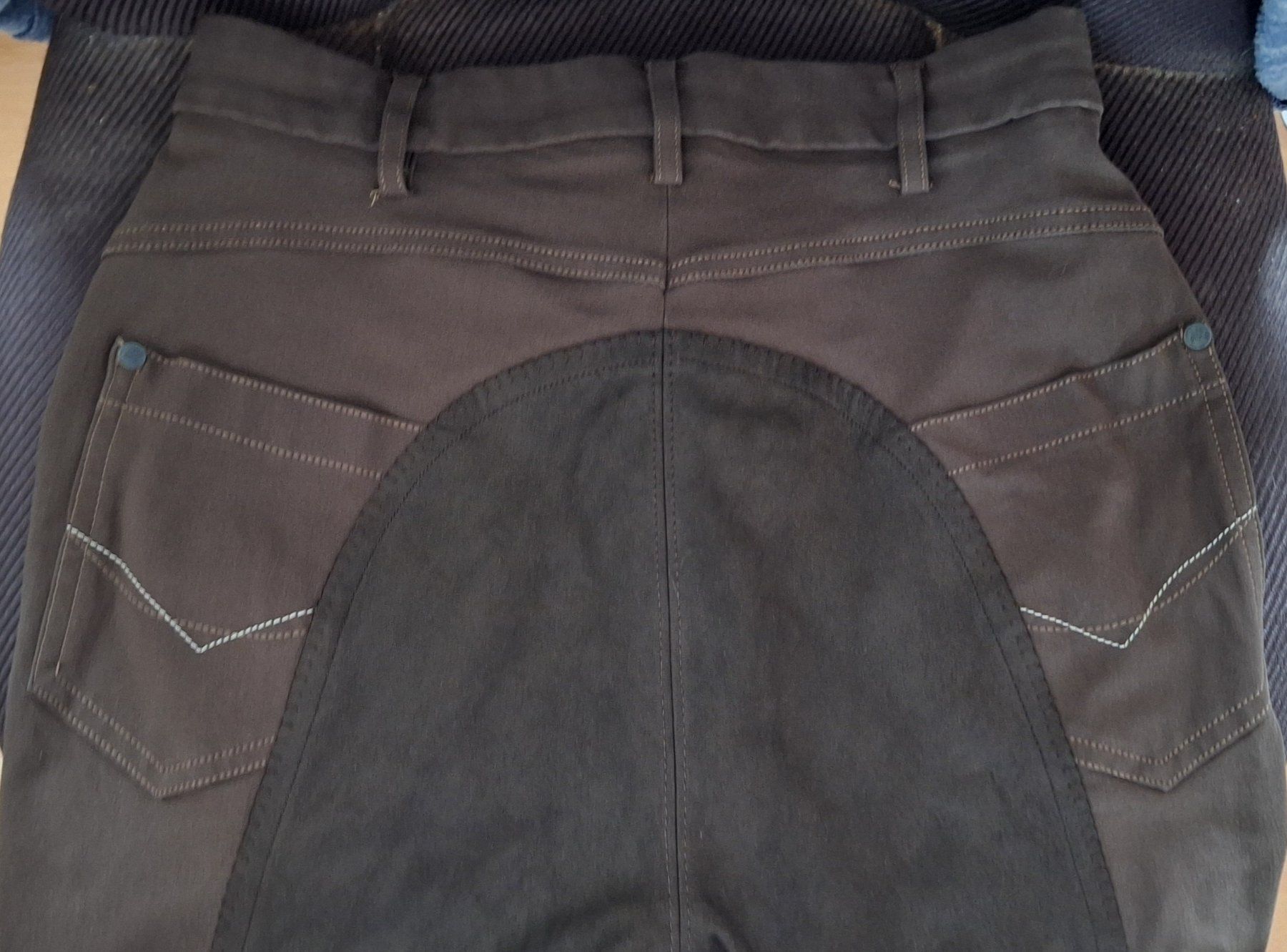 Pikeur Pantaloni: Neuwertige Pikeur-Reithose - 38 – Usato da Milken venduto da Dnybe 1