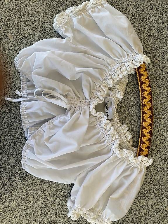 Costumi: Original Zillertalertracht – Usato da Oberweningen venduto da spielmike 1
