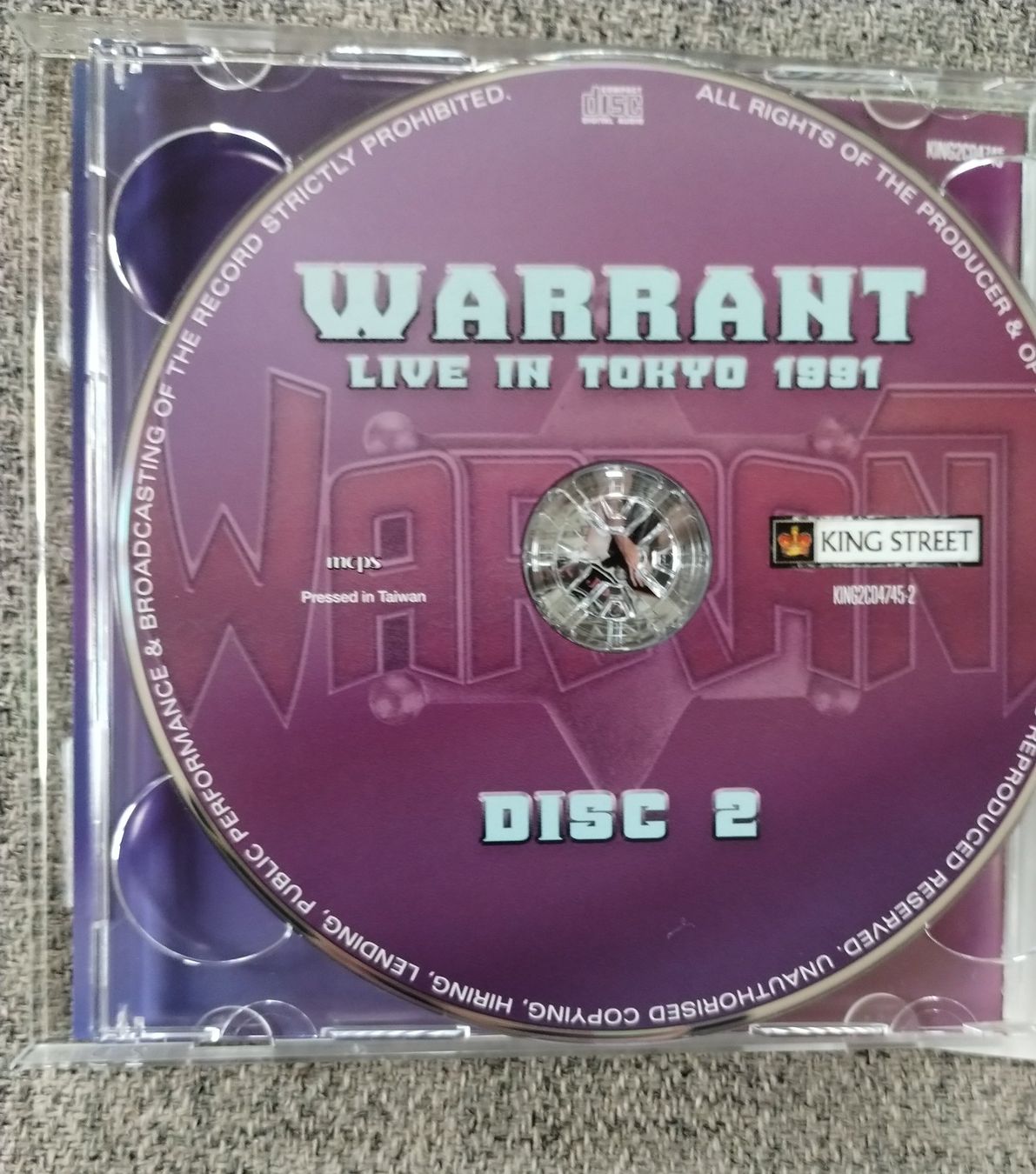 CD: Warrant "Live in Japan 1991" 2cds – Nuovo (secondo la descrizione) da Lausanne venduto da Martinucci 2