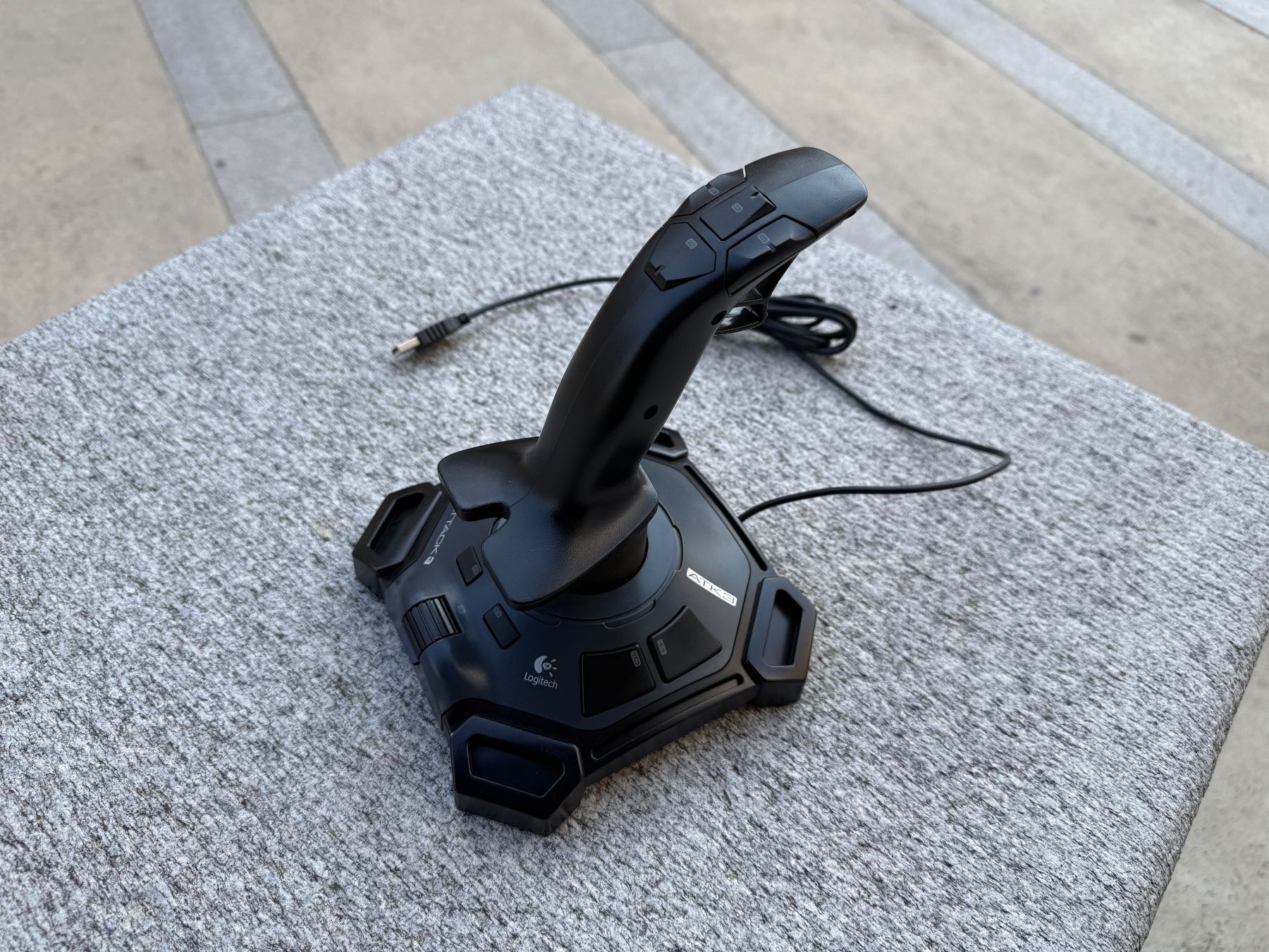 Logitech Controller: Logitech Attack 3 Joystick PC Flight Simulator PC – Usato da Chiasso venduto da Carrara-Modellismo 1