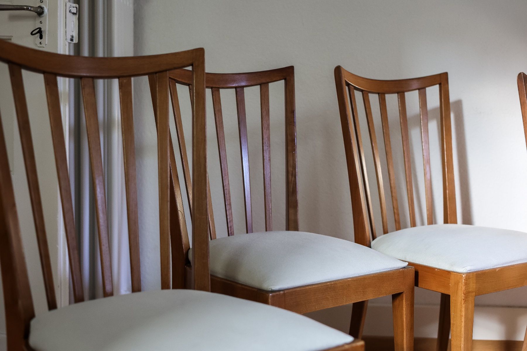 Stühle: 4 restaurierte Vintage-Stühle – Gebraucht aus Bern von QualitySecondHand 2