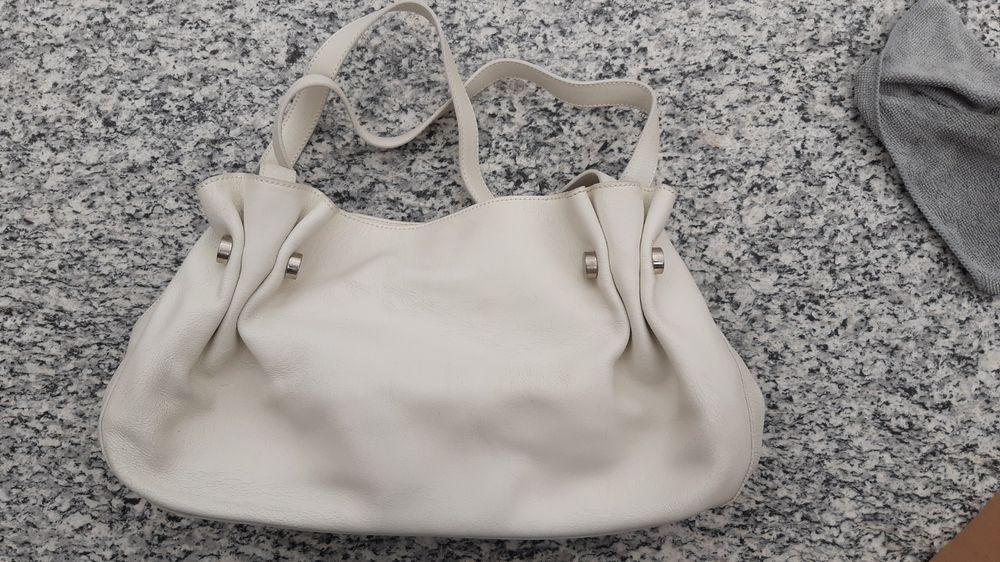 STRENESSE Gabriele Strehle-Tasche aus Leder | Kaufen auf Ricardo