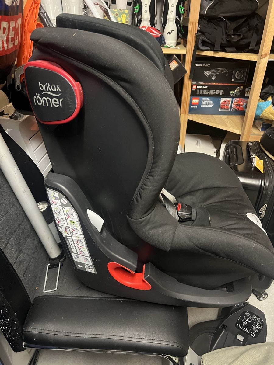 Britax Römer Seggiolini per auto: Kindersitz Britax Römer – Usato da Volketswil venduto da SaGa91 1