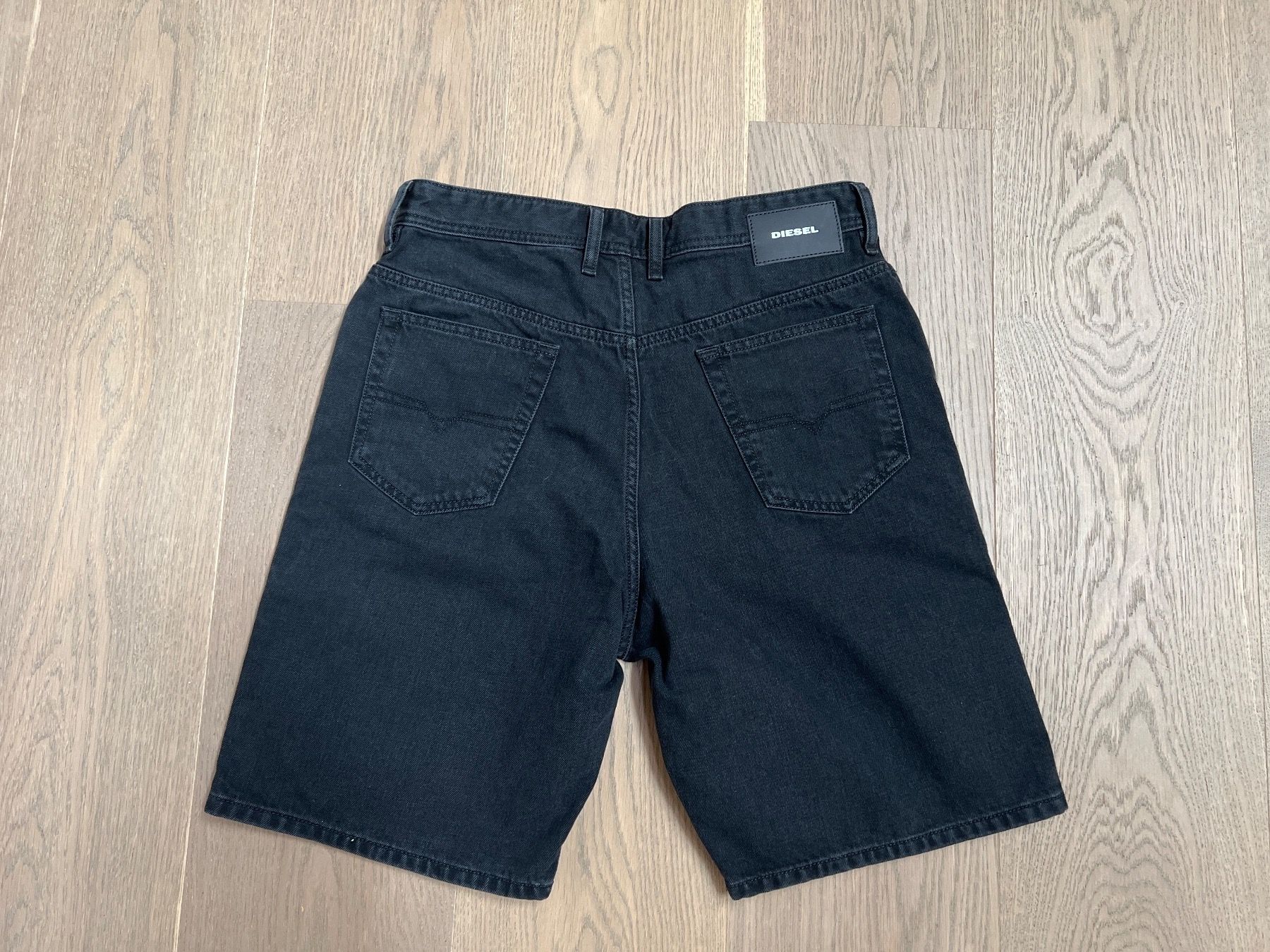 Diesel Hosen: Diesel Shorts Gr.29 - Neu – Neu und originalverpackt aus Visp von bluenero 1
