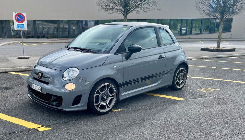 Fiat 500c Abarth - service à jour