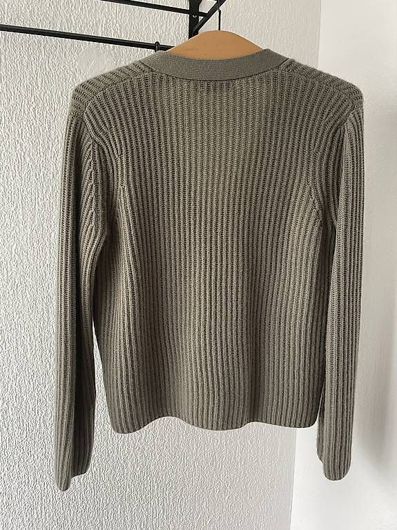 Giacche: Strickjacke aus Kaschmir – Nuovo e nell'imballaggio originale da Meisterschwanden venduto da xX3000Xx 1