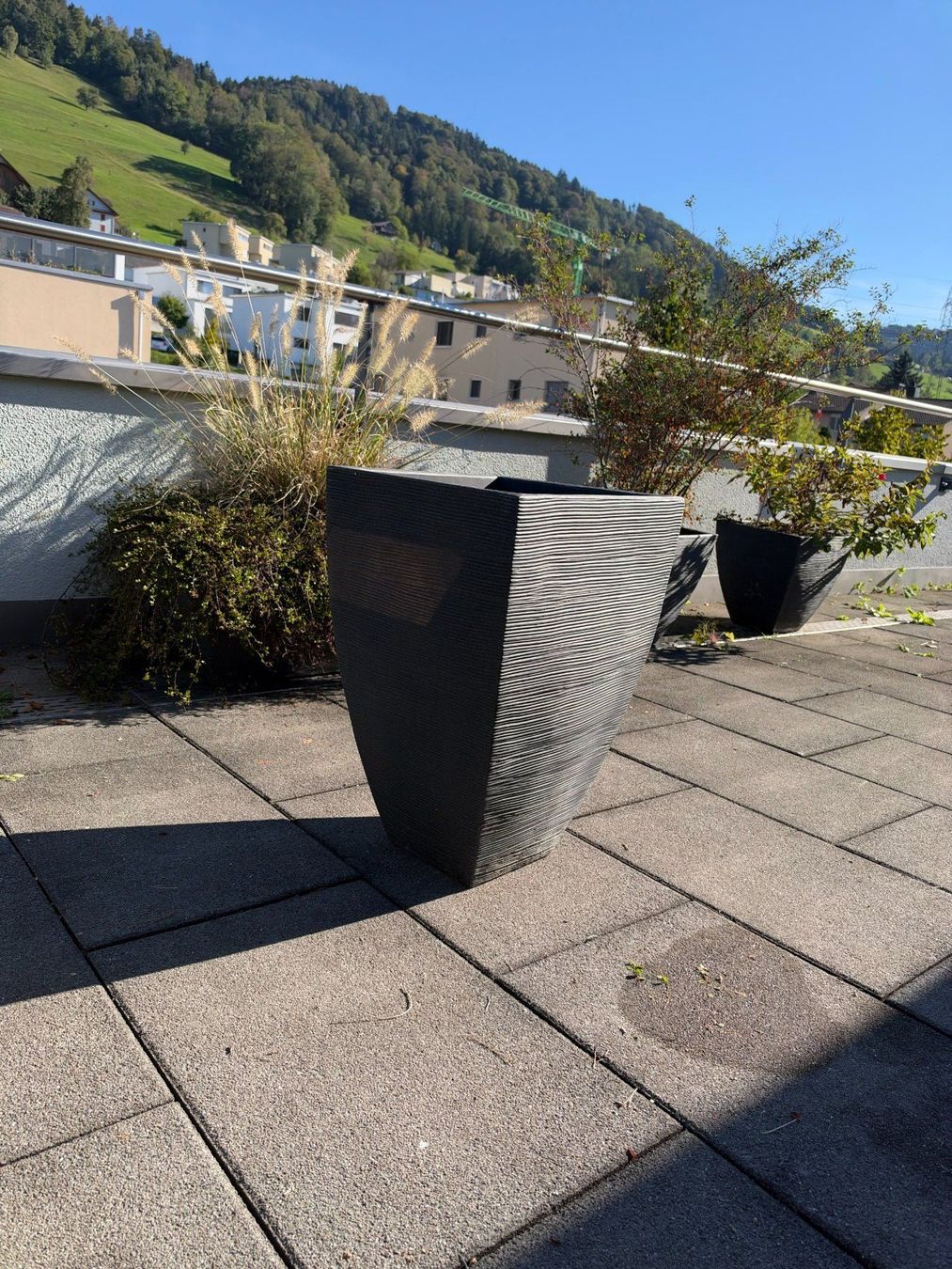 Vasi per fiori: Pflanzentopf Grau Hoch – Usato da Root venduto da calmchris 1