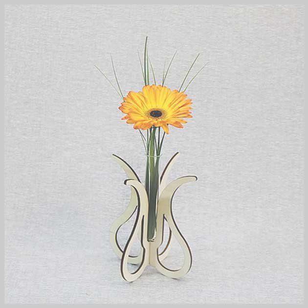 Vasen & Gefässe: Blumenvase "Blume" - Geschenkidee für eine Blume – Neu und originalverpackt aus Schwyz von Riba6367