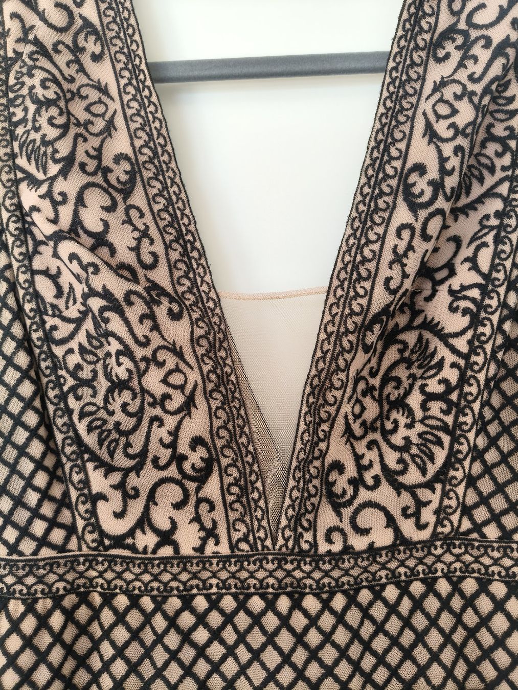 Max Mara Robes: Robe Max Azria  – Neuf (Voir description) à Chamoson par Yuriyaa 2