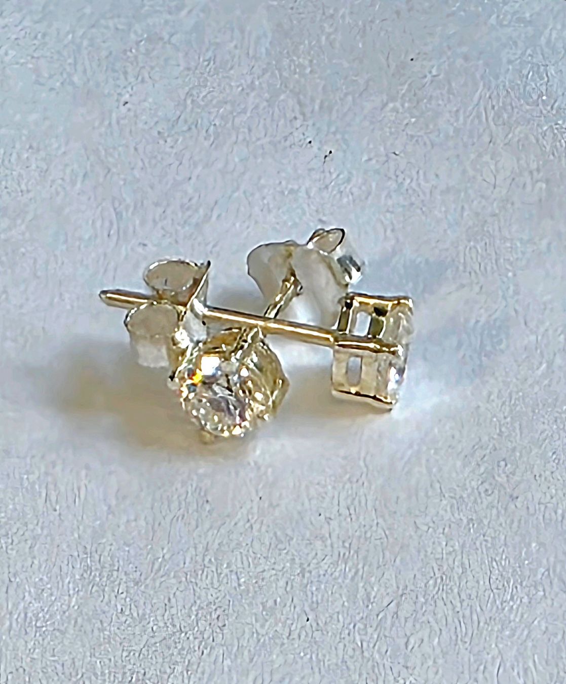 Boucles d'oreille: Diamant Ohrstecker – Neuf avec emballage d'origine à Zürich par ben_mn5h 7