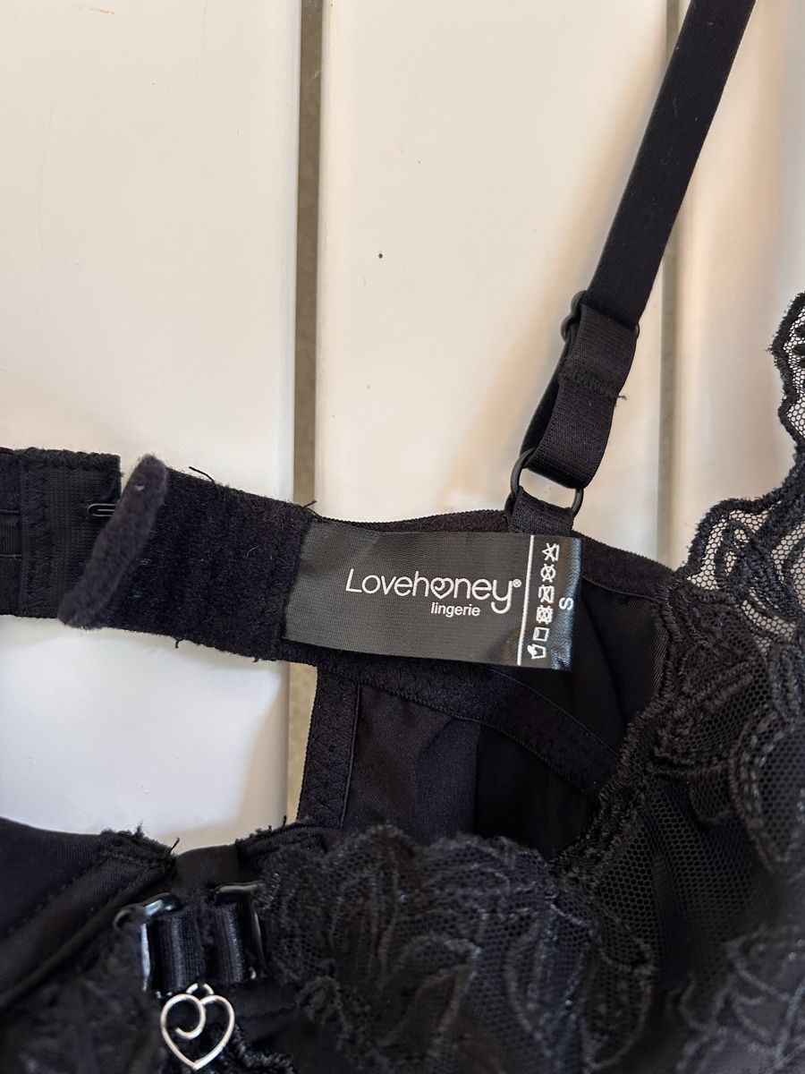 Sonstige Unterwäsche: Body Lovehoney S – Gebraucht aus lausanne von Lilos77 2