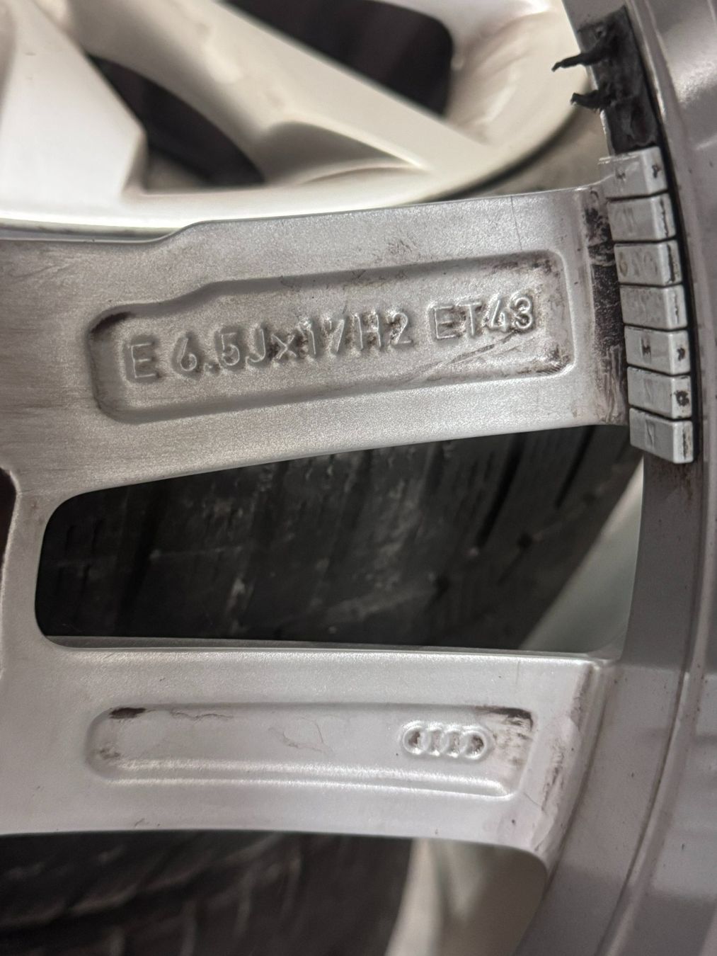 Audi Pneus & Kompletträder: Originale Audi A3 + S3 Winterkompletträder – Gebraucht aus Arbon von mei_6xbn 6