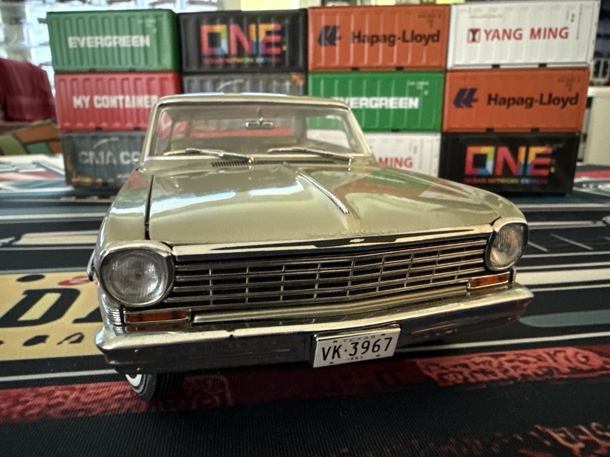 Chevrolet Modellini d'auto: Chevrolet Nova Baujahr 1962 – Usato da Basel venduto da Zomeg 5