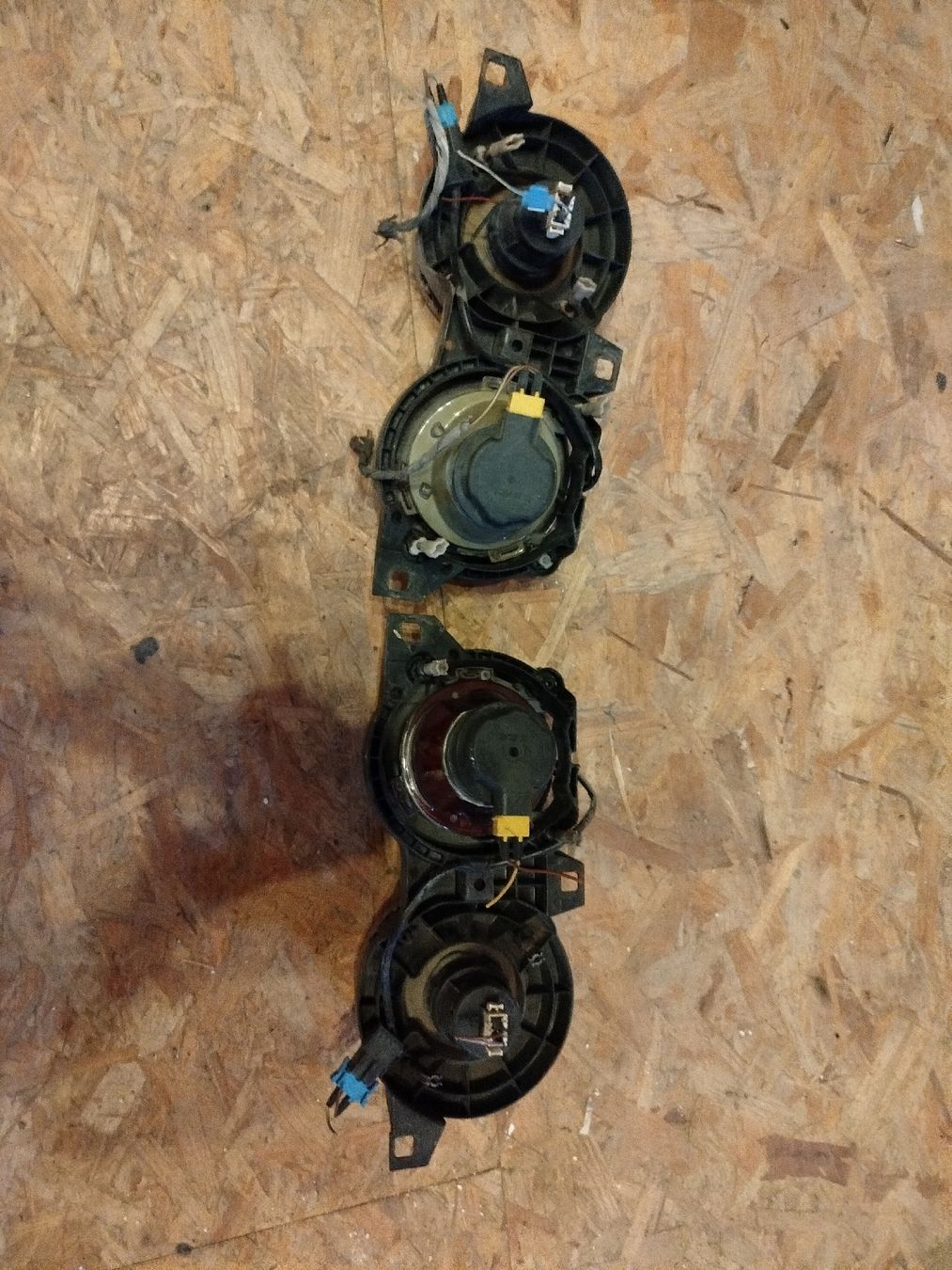 BMW Fari: phares avant Bmw E30 – Usato da Neuchâtel venduto da lyd_67kk