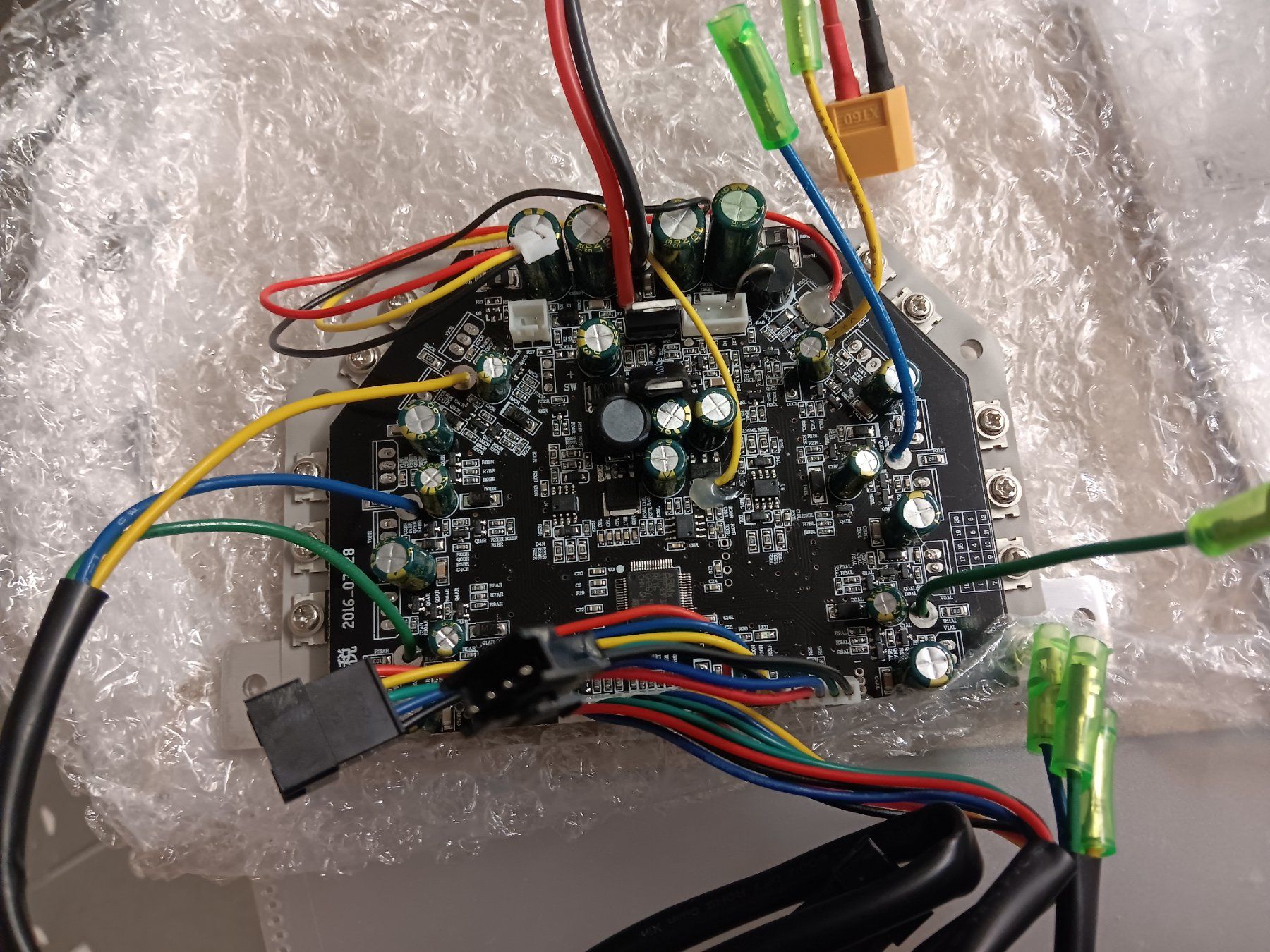 Schede madri: Hoverboard Motherboard Controller Board mit Kabel, neu – Nuovo e nell'imballaggio originale da Ermatingen venduto da rik4rdo