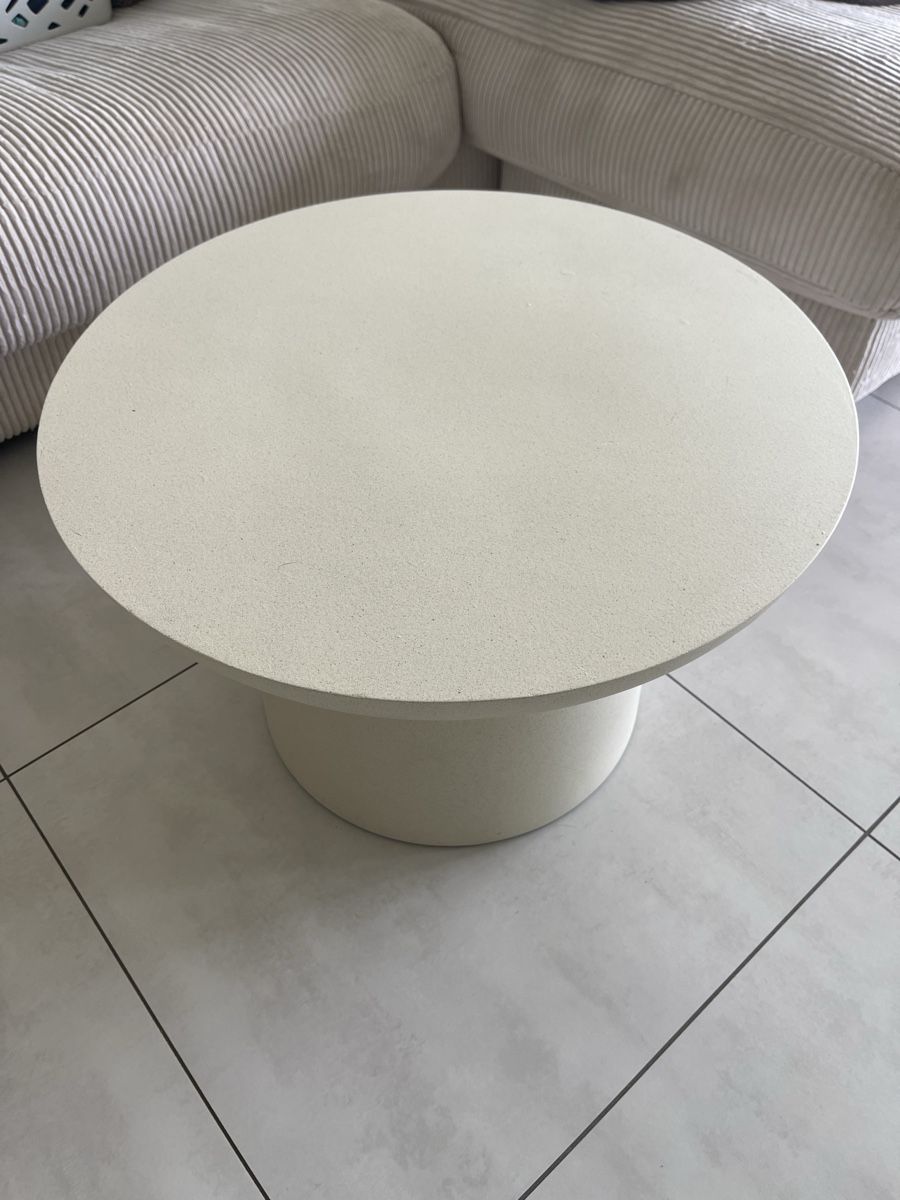Tables: Table basse beige en fibre-ciment – Neuf (Voir description) à Delémont par lea_mm89