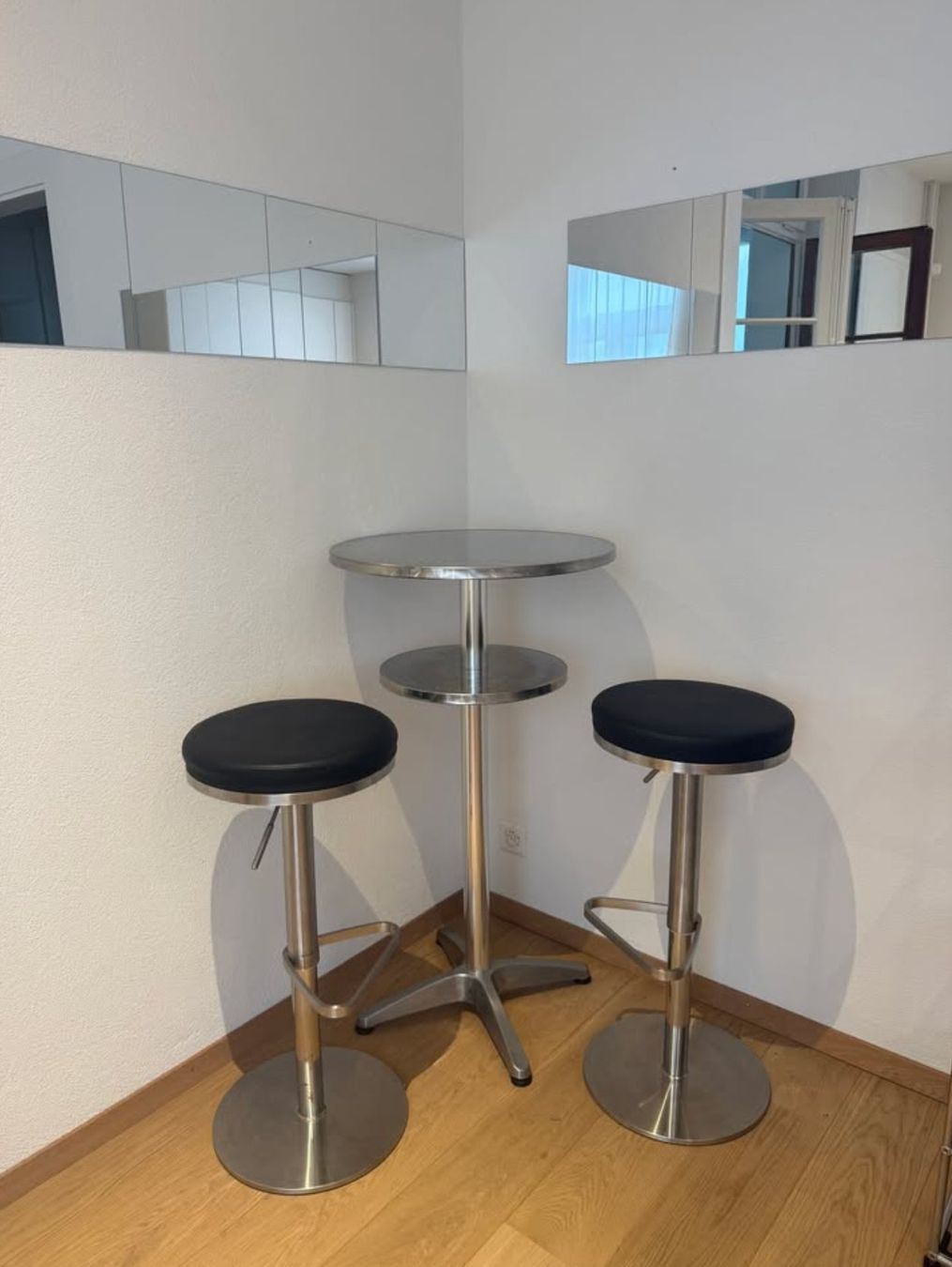 Tischset: Chrom Bartisch mit Stühlen – Gebraucht aus Cham von isa_n69l 1