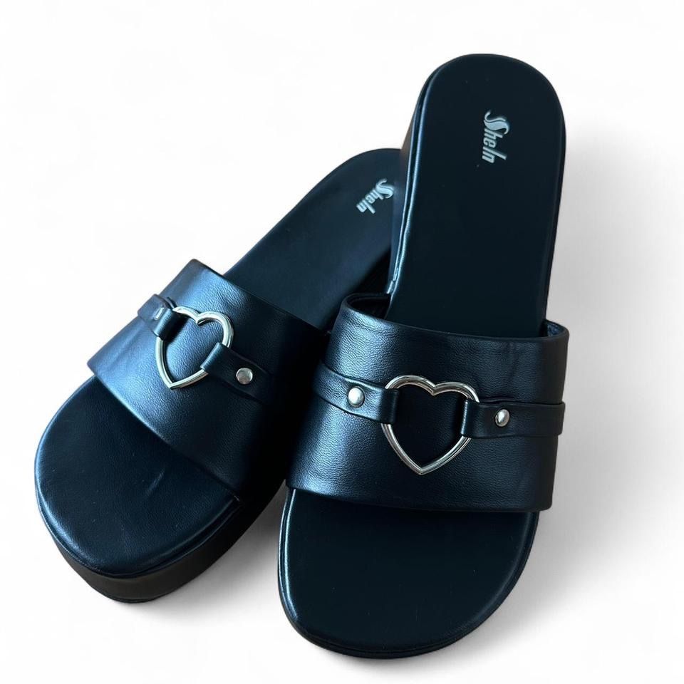 Shein Scarpe da donna: Black heart platform sandals, size 40 – Nuovo e nell'imballaggio originale da Winterthur venduto da hachiscutecloset 6
