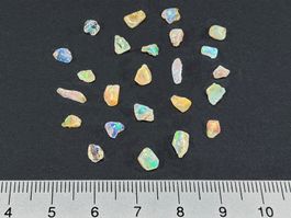 Opal - Äthiopischer Welo Opal Rohsplitter 4 bis 8mm, 5.35ct
