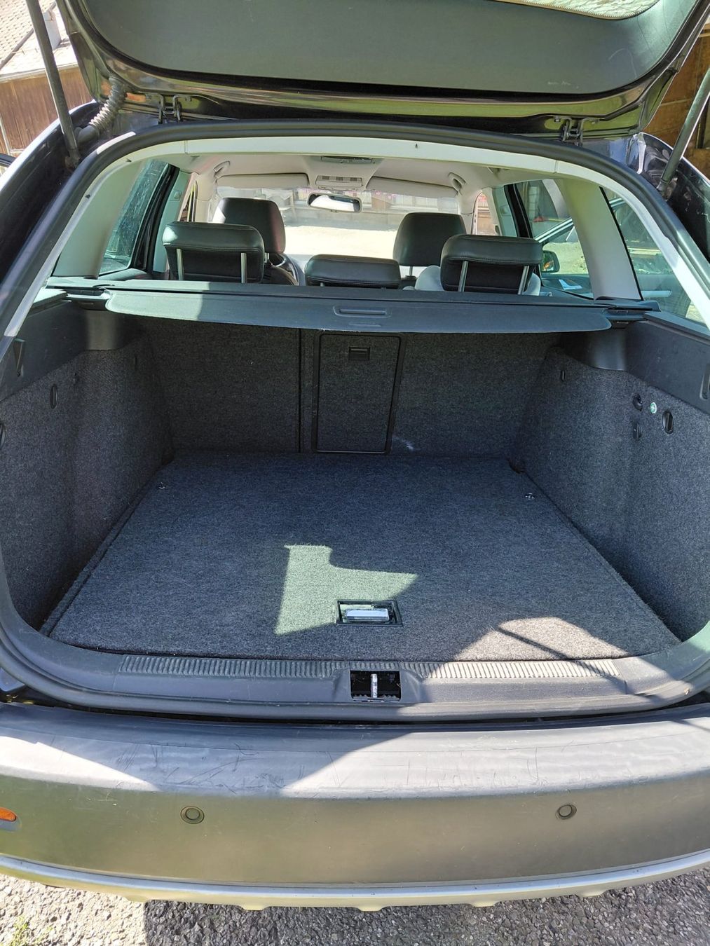 Skoda Automobili: Skoda Octavia Scout 4x4 – Usato da Oberegg venduto da A-Z.Handel.Loehrer 5
