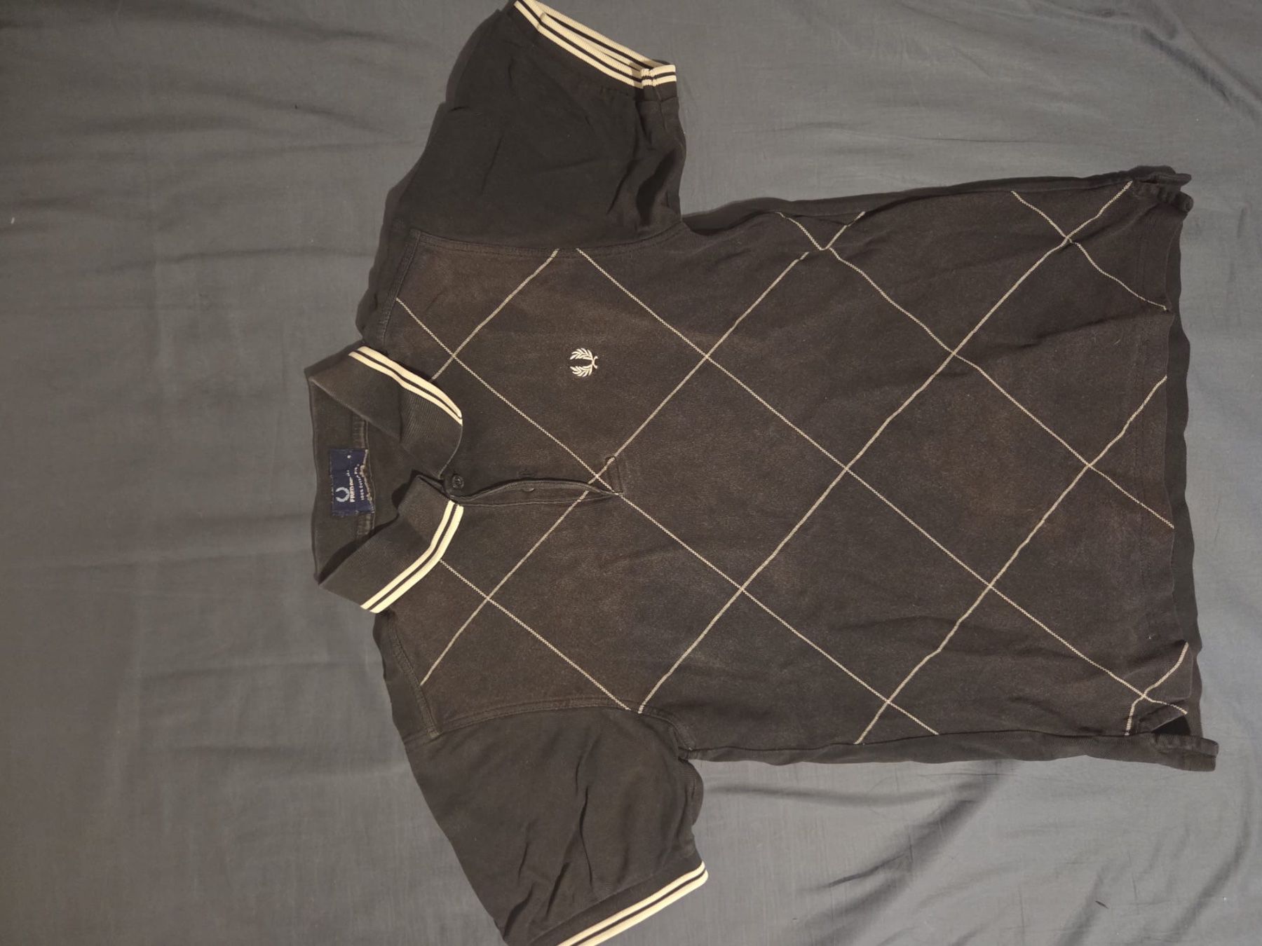 Fred Perry Polos: Fred Perry Poloshirt – D'occasion à Staldenried par ssi_dt5g