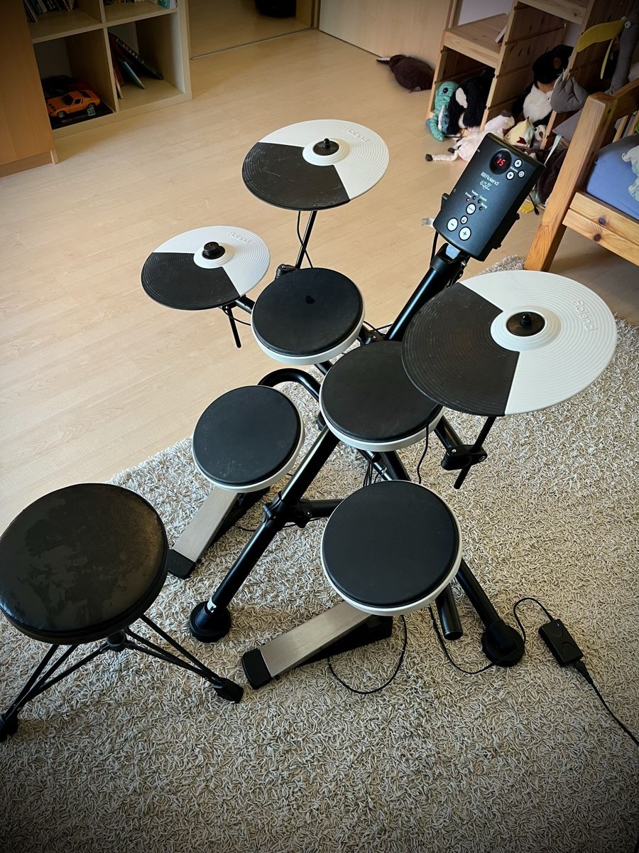 Roland Strumenti musicali: Roland V-Drums TD-1K – Usato da Froideville venduto da WellTone.ch 3