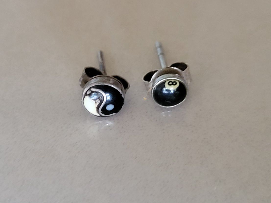 Ohrringe & -stecker: Set mit 6 einzelnen Silberohrringen, Verschiedene Formen – Gebraucht aus Curio von mia_vb5z 4