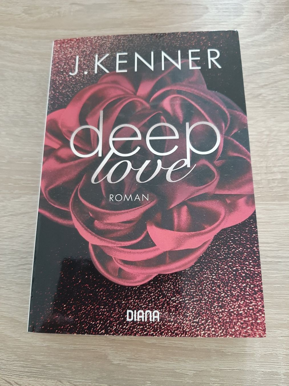 Libri: J. Kenner, DEEP LOVE, Roman – Usato da Menziken venduto da Rien1