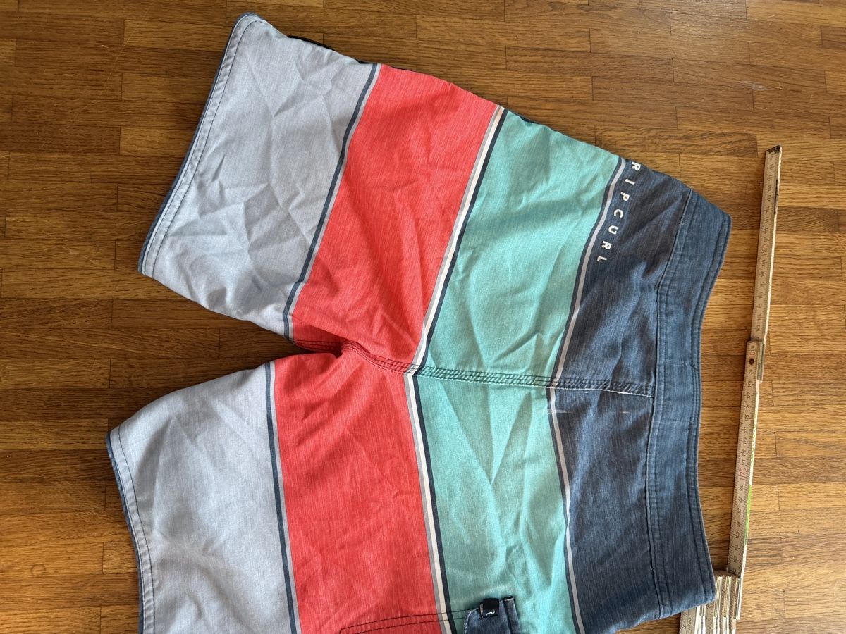 Rip Curl Costumi da bagno: Badeshorts Rip Curl Gr. 152 – Usato da Morgarten venduto da elabaumann_ch 1