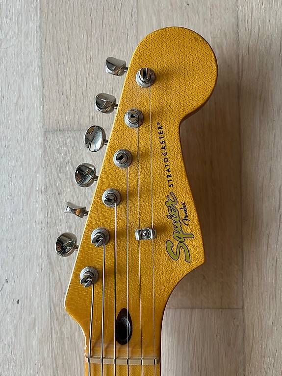 Fender Strumenti musicali: Squier by Fender Classic Vibe '50s Stratocaster – Usato da Zürich venduto da flyingleonie 2