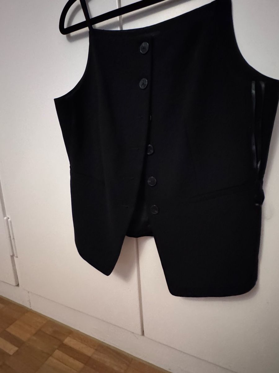 Mango Gilet & Giacche senza maniche: Damen Weste schwarz – Usato da Zürich venduto da sop_9fqf 1