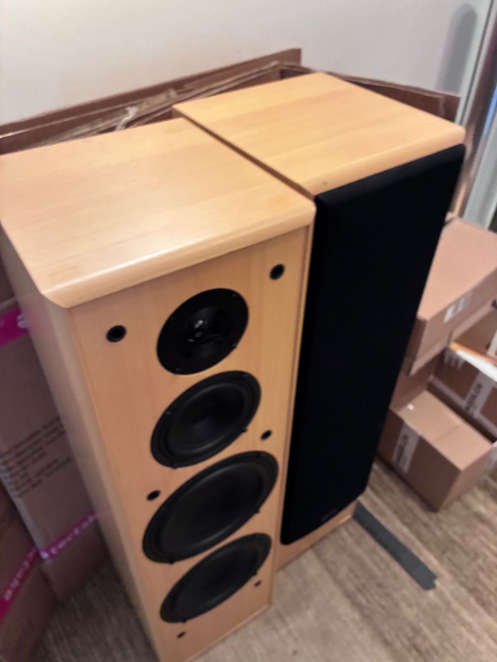 Casse acustiche: Speakers Audiophile 830 RL , 1 woofer missing . – Usato da Zürich venduto da HiFiAtelier 2