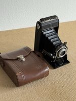 Alte Kamera Fotoapparat ZEISS IKON Nettar 515/2