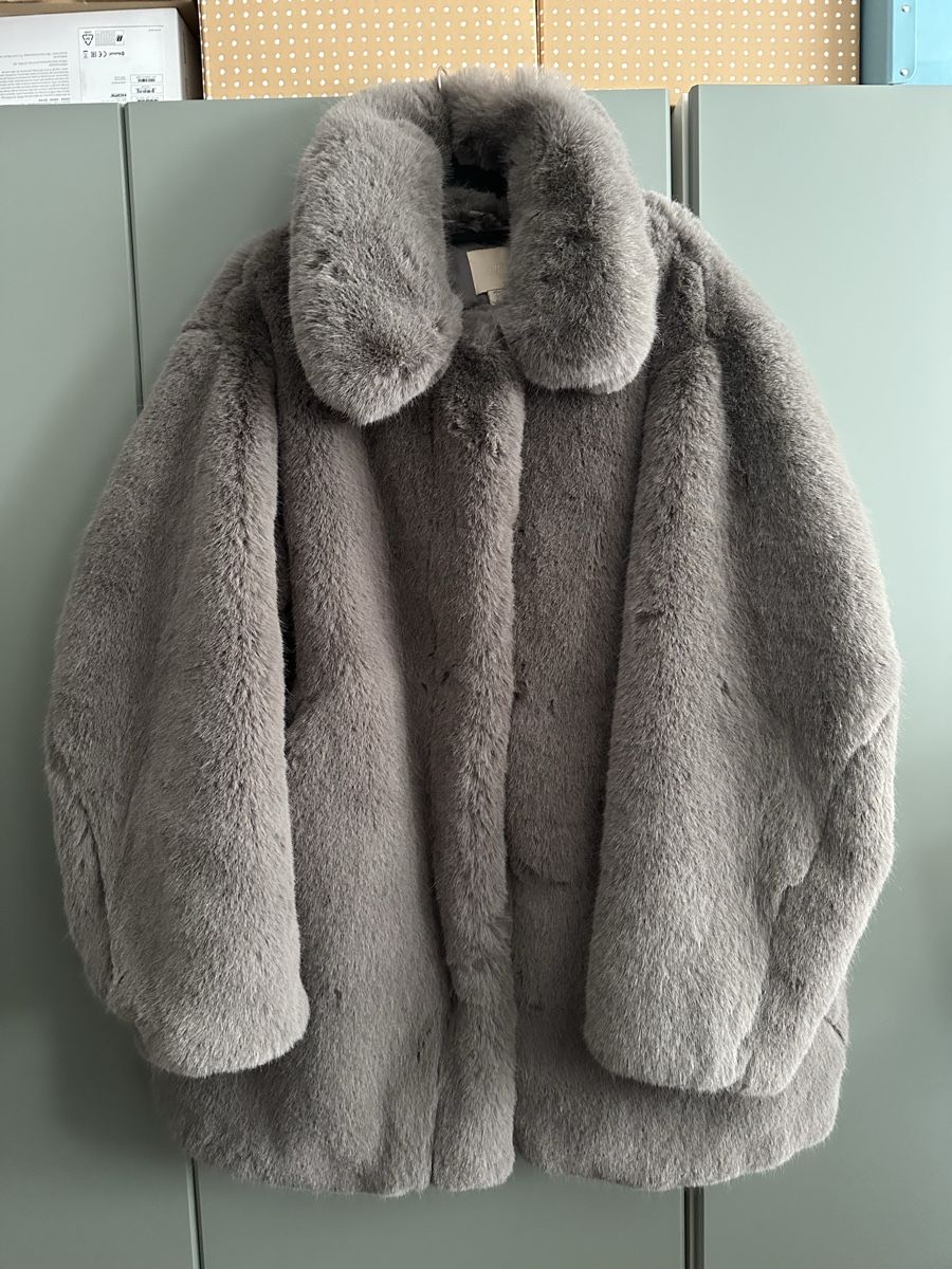 H&M Giacche: Kunstpelzjacke, Gr.L – Usato da Uster venduto da staernli4