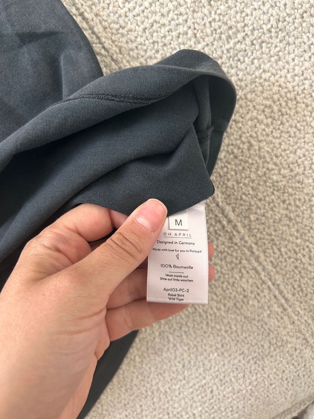 T-Shirts: OH APRIL T-Shirt, grau - Gr. M – Gebraucht aus Andwil SG von nin_y2zm 3