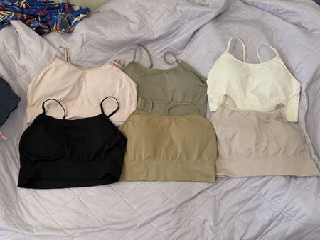 Set von 6 Bustiers mit Polsterung verschiedene Farben